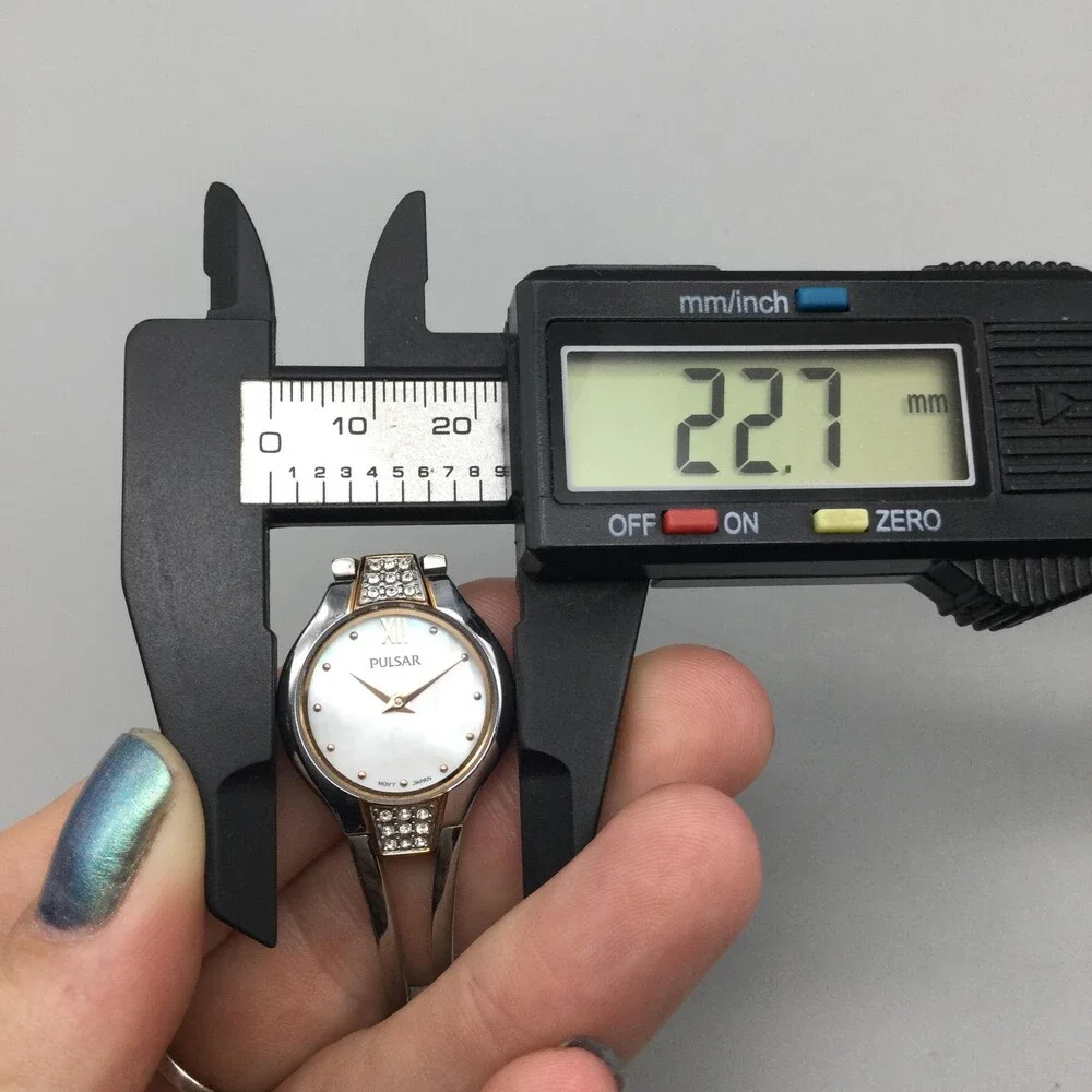Pulsar Womens Watch 23mm MOP Dial Two Tone Crystal Bracelet New Battery 5.75